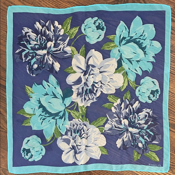 Harold's Accessories - Harold's Vibrant Floral Scarf